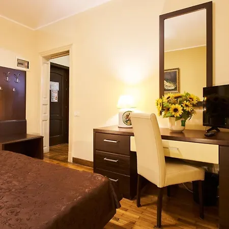 Cozy Reginetta Building Central Location