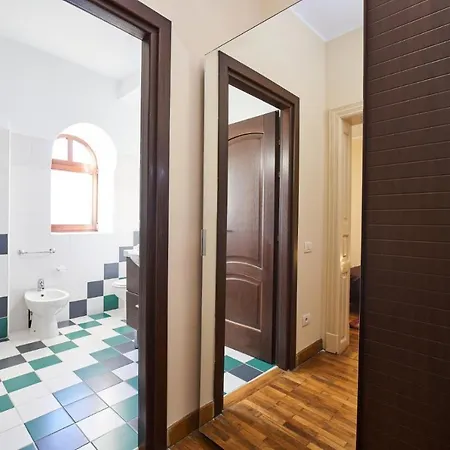 Appartement Cozy Reginetta Building Central Location Boekarest